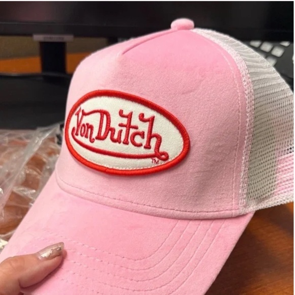 NWT Von Dutch Pink & White Velvet Snapback Trucker Hat Baseball Cap - Picture 10 of 11